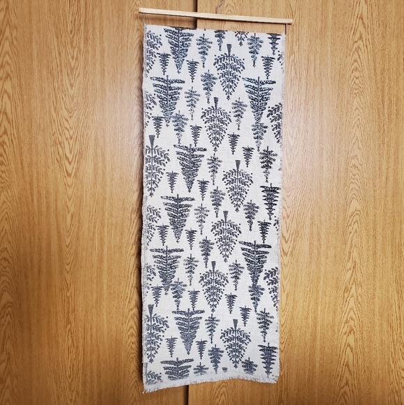 Farmhouse Table Runner -Extra Long - Picture 3 of 5